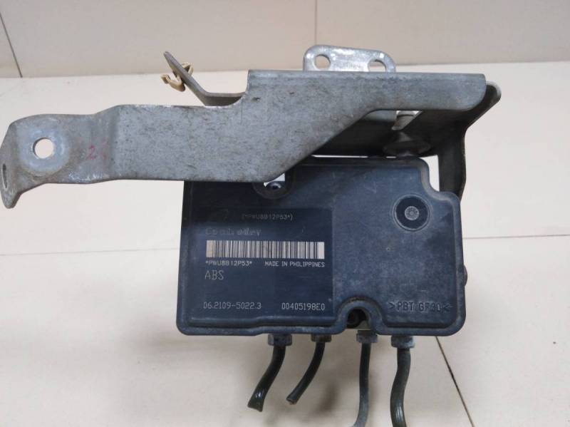 Блок ABS (насос) Mitsubishi Lancer X (CX, CY)  2007>