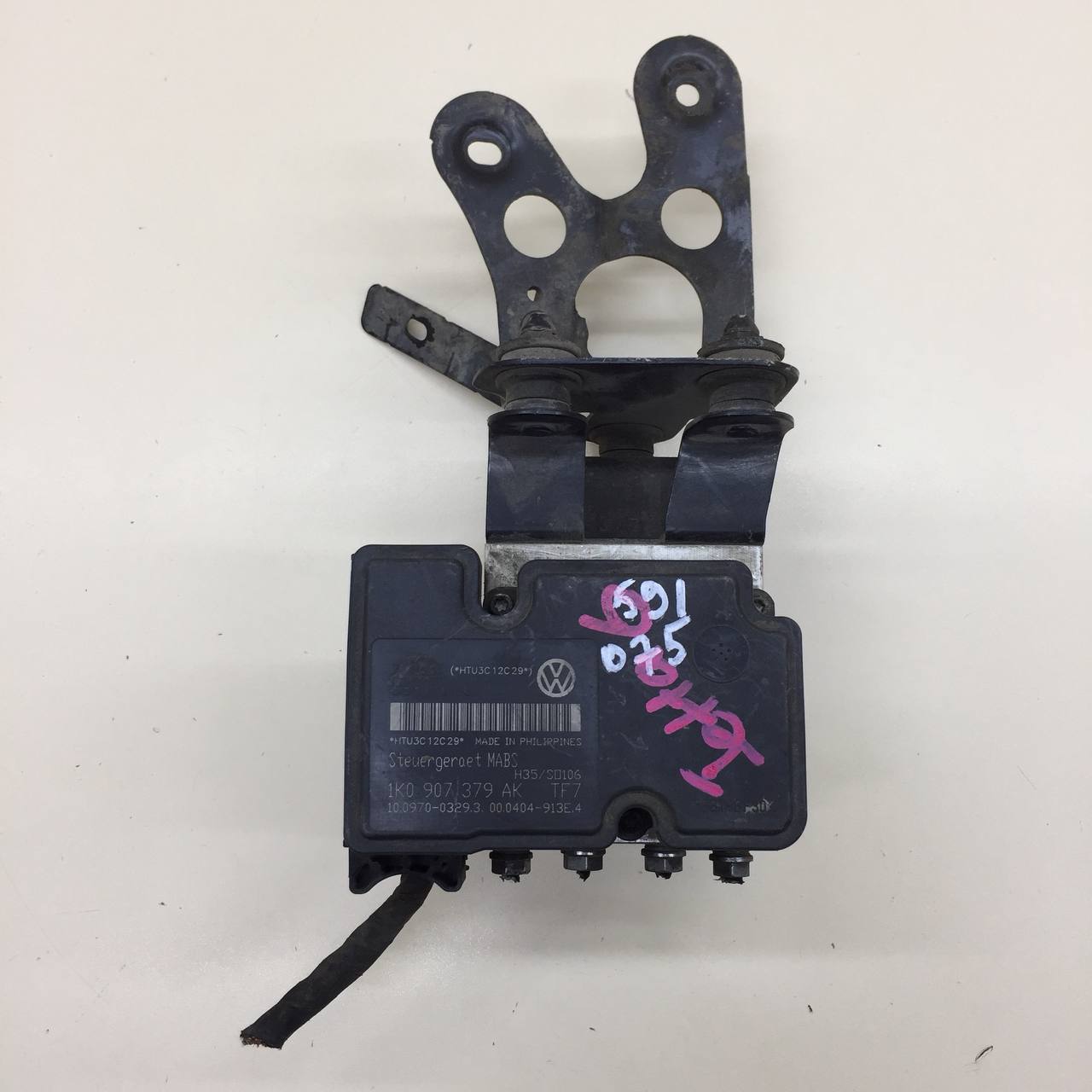 Блок ABS (насос) Skoda Octavia (A5 1Z-) 2004-2013 Блок ABS (насос) Skoda Octavia (A5 1Z-) 2004-2013