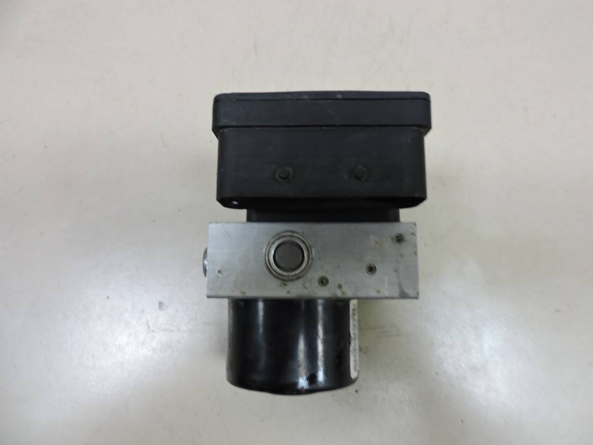 Блок ABS (насос) Mitsubishi Lancer X (CX, CY)  2007>