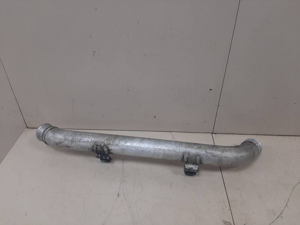 Патрубок интеркулера Volkswagen Touareg (7L) 2002-2010