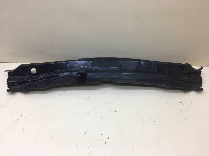 Водосток Hyundai Solaris (RB) 2010-2017 Водосток Hyundai Solaris (RB) 2010-2017