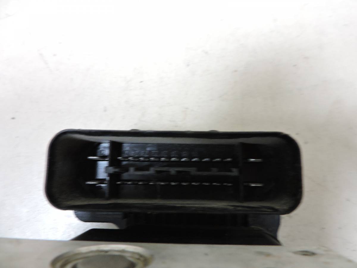 Блок ABS (насос) Mitsubishi Lancer X (CX, CY)  2007>