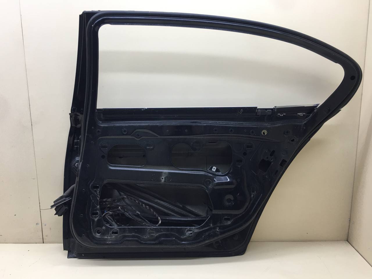 Дверь задняя правая BMW 7-Series F01,F02  2008-2015