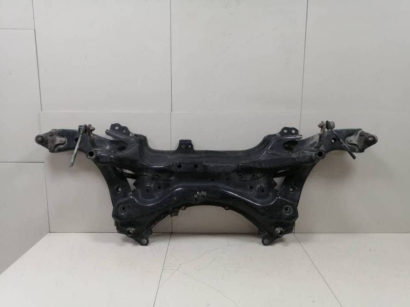 Балка подмоторная Toyota Corolla E180 2013> Балка подмоторная Toyota Corolla E180 2013>