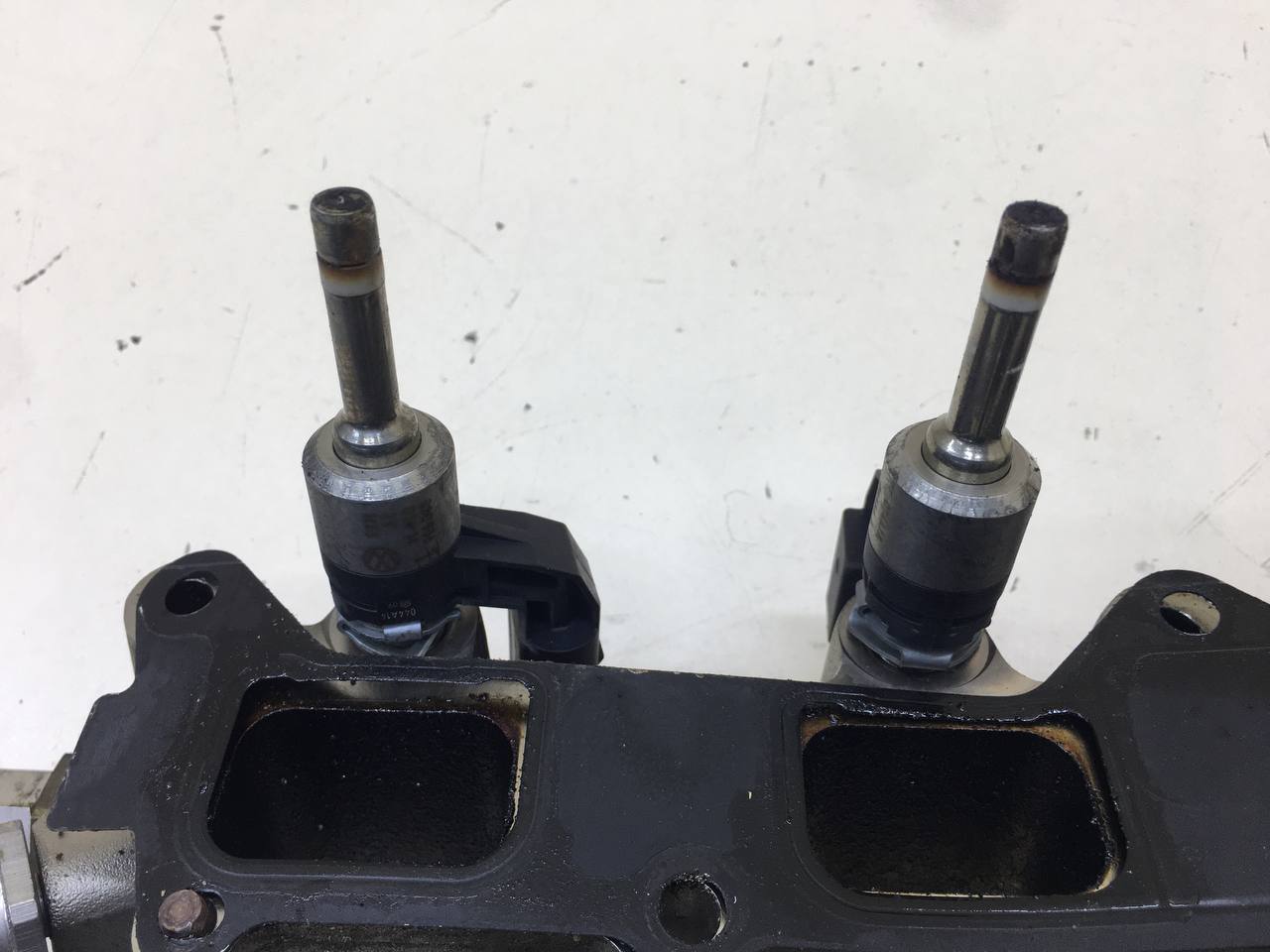 Коллектор впускной Volkswagen Jetta (A6) 2010-2019 Коллектор впускной Volkswagen Jetta (A6) 2010-2019
