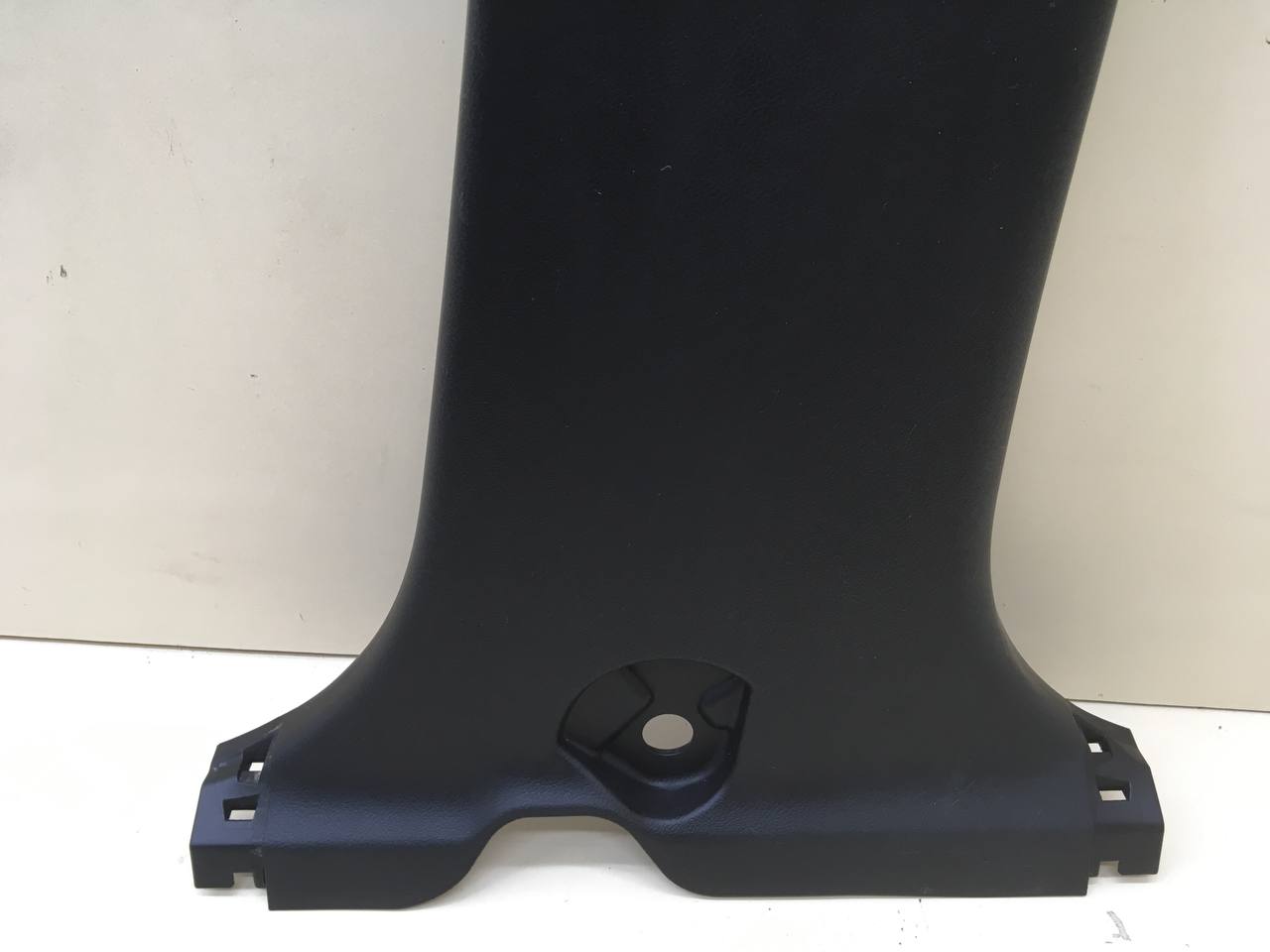 Обшивка стойки Lexus NX 200 (Z10) 2014-2021 Обшивка стойки Lexus NX 200 (Z10) 2014-2021