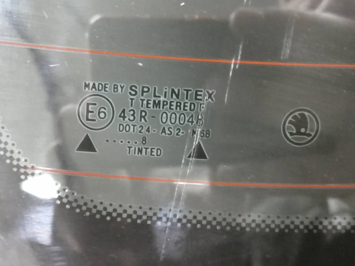 Стекло заднее Skoda Octavia 1997-2000