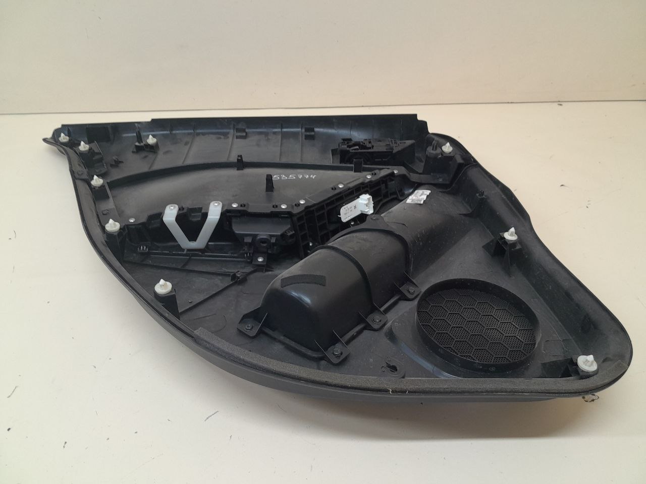Обшивка двери задней правой Mazda Mazda 3 (BM) 2013-2016