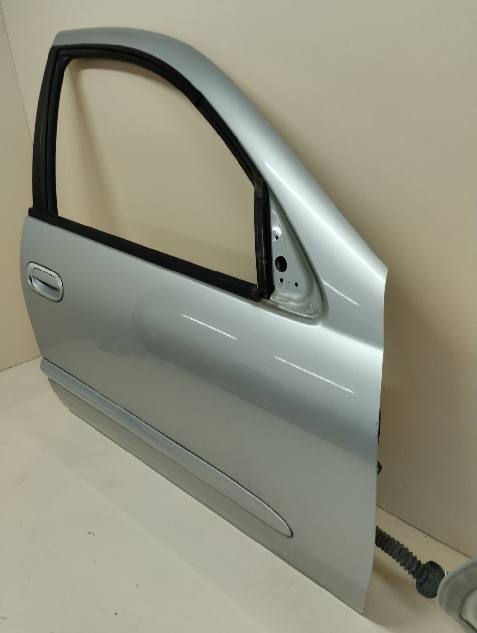 Дверь передняя правая Nissan Almera Classic (B10) 2006-2013