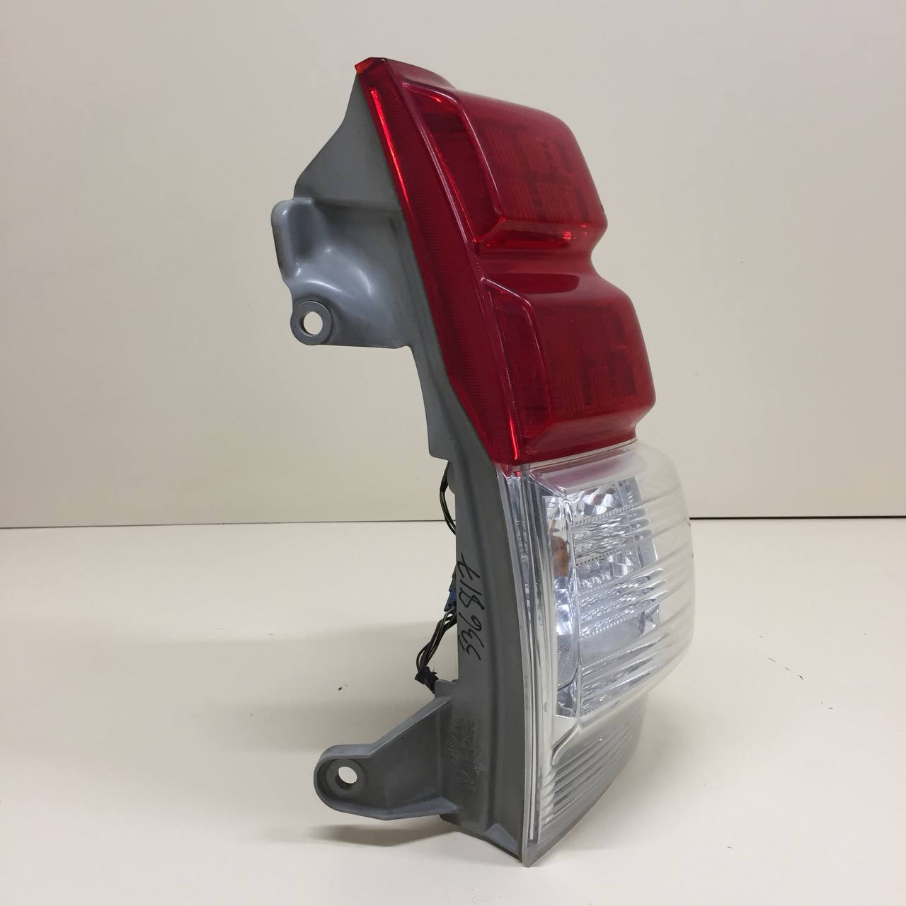 Фонарь задний правый Toyota Land Cruiser Prado (J150) 2009-2022