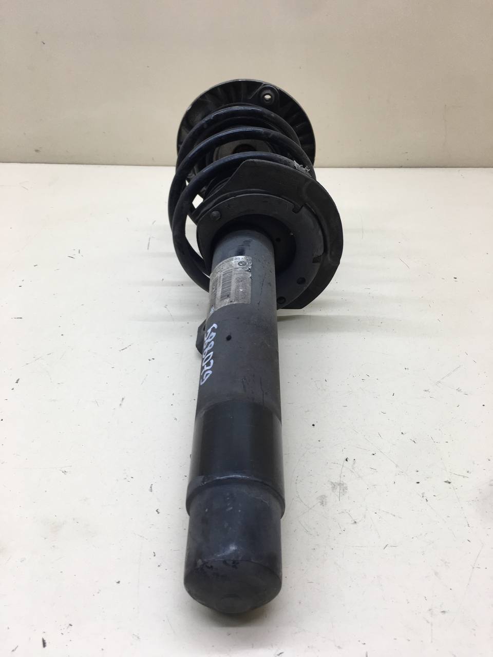 Амортизатор передний BMW 3-series F30/F31 2011>