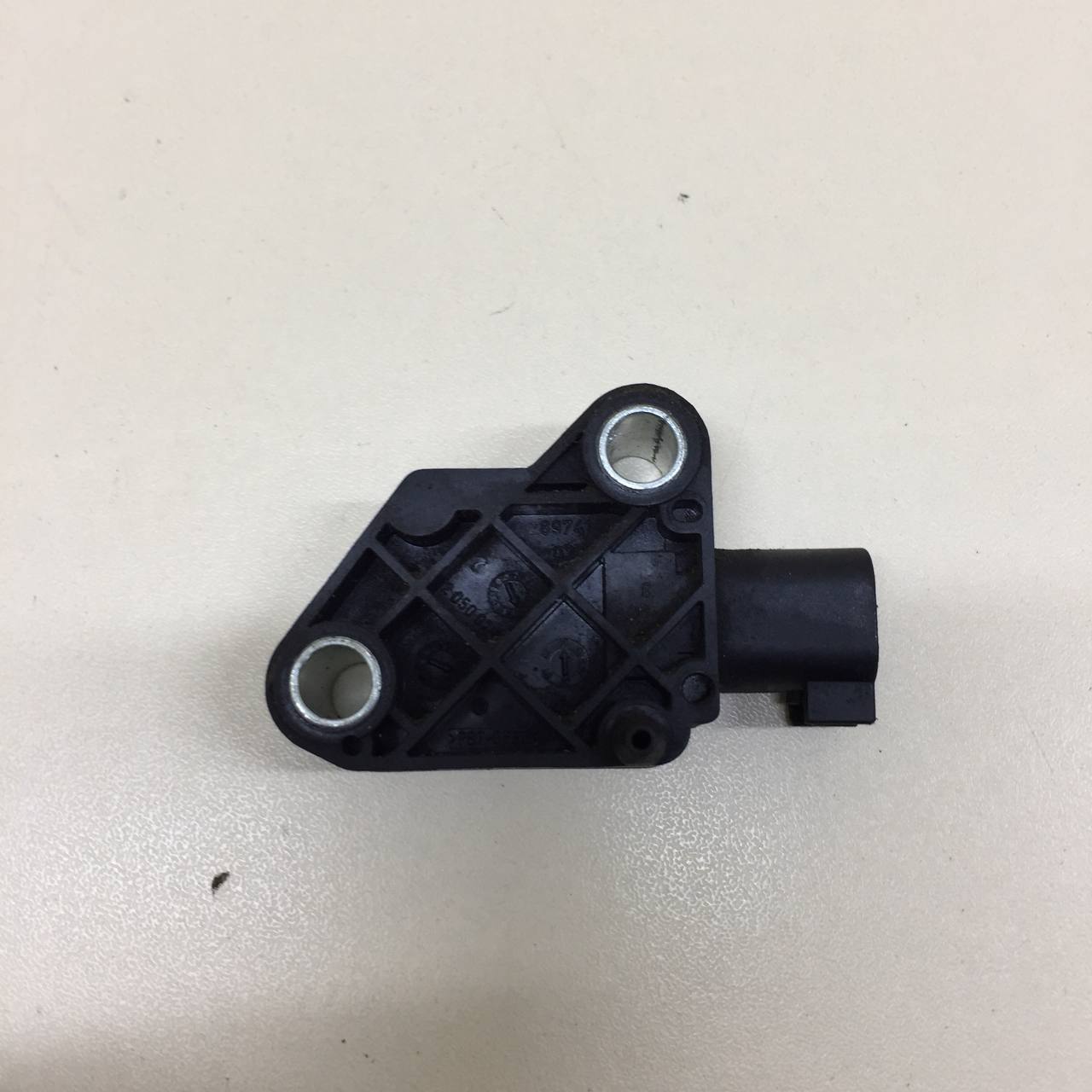 Датчик AIR BAG Land Rover Discovery 3 (L319) 2004-2009