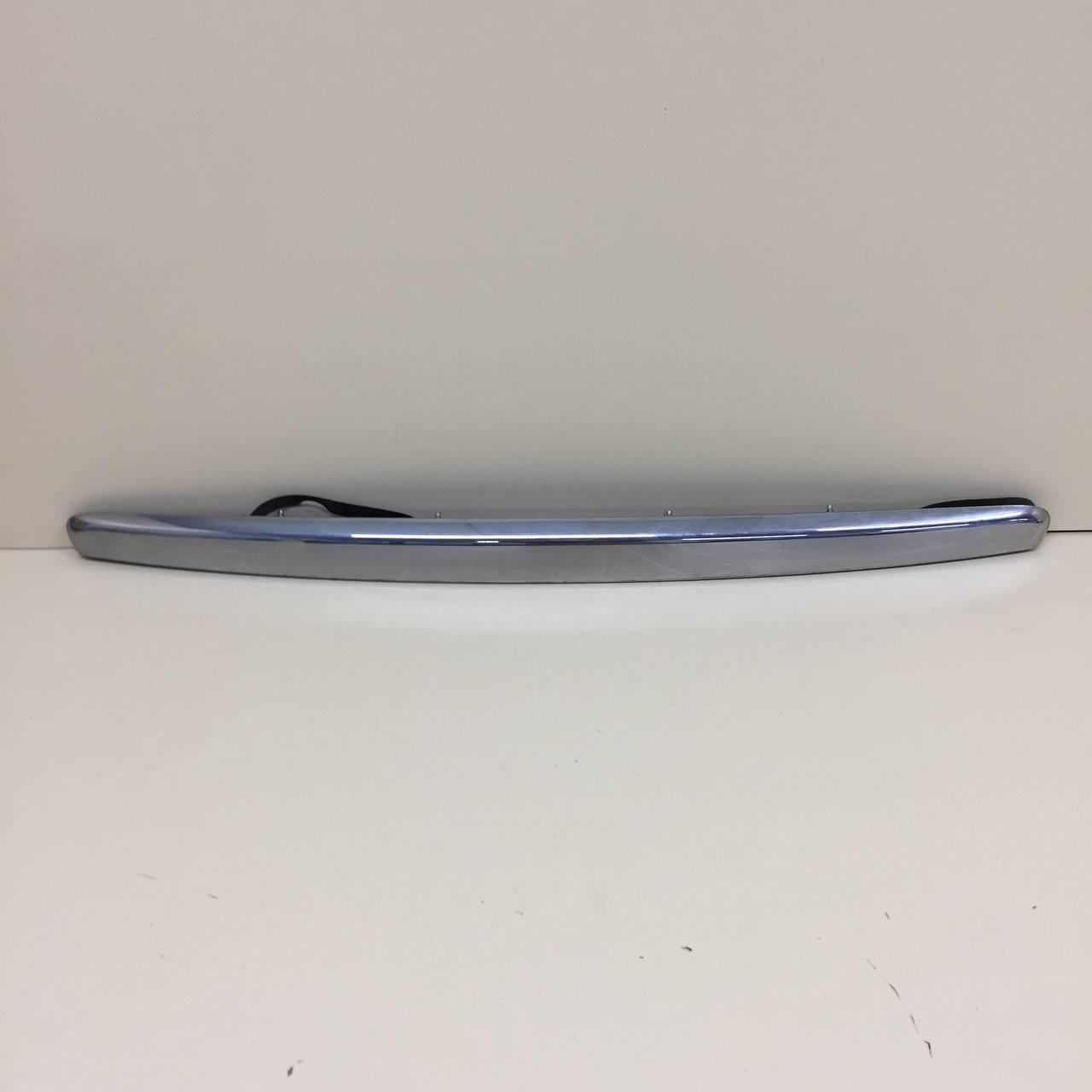Накладка крышки багажника Ford Focus 2 (DB) 2008-2011 Накладка крышки багажника Ford Focus 2 (DB) 2008-2011