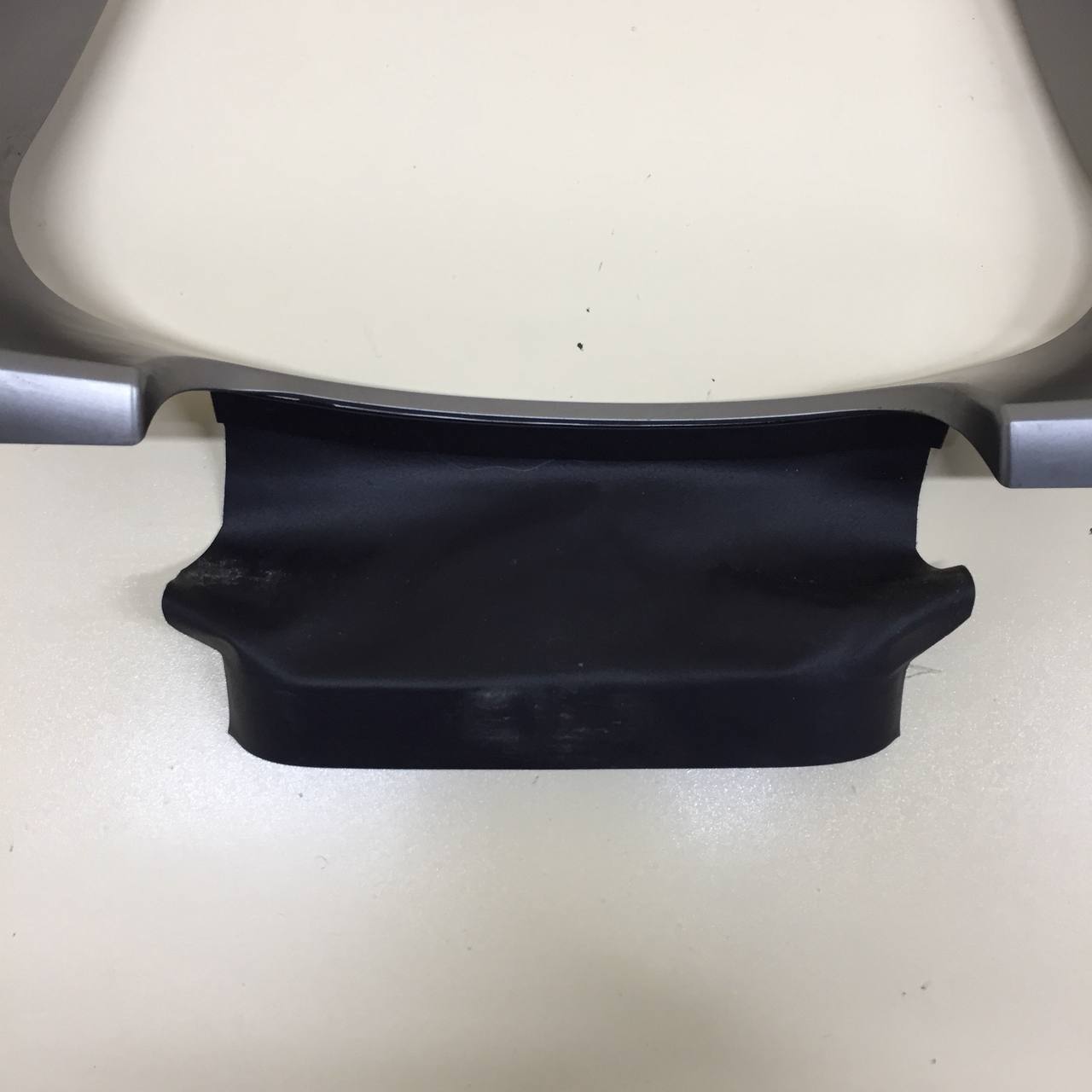 Накладка декоративная Toyota Rav 4 (XA40) 2013-2019