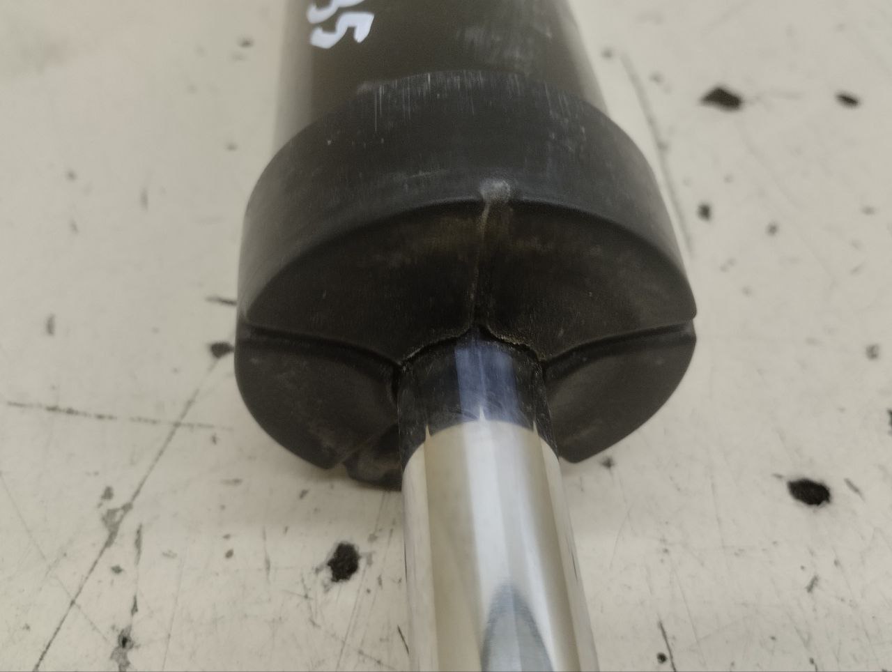 Амортизатор задний Kia Sorento 2020>