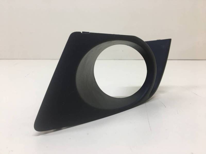 Рамка противотуманной фары левой Subaru Legacy (B13) 2003-2009