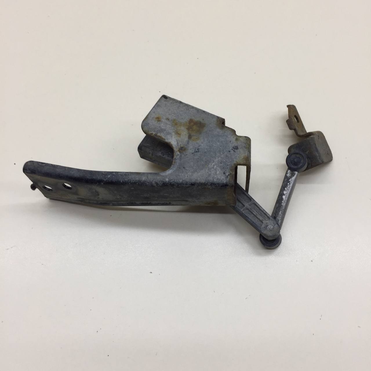 Датчик регулировки дорожного просвета Hyundai i40 (VF) 2011>