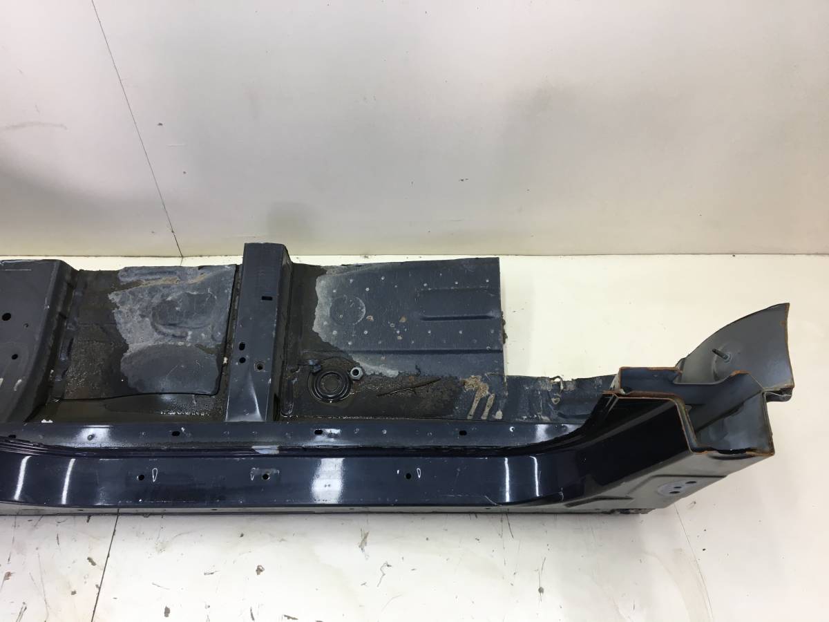 Порог со стойкой правый Toyota Camry (XV50) 2011-2017