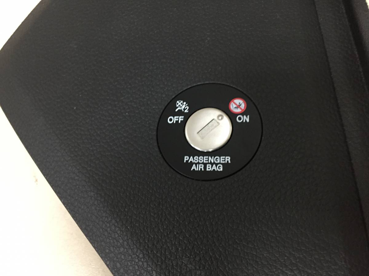 Накладка (кузов внутри) Hyundai i40 (VF) 2011>
