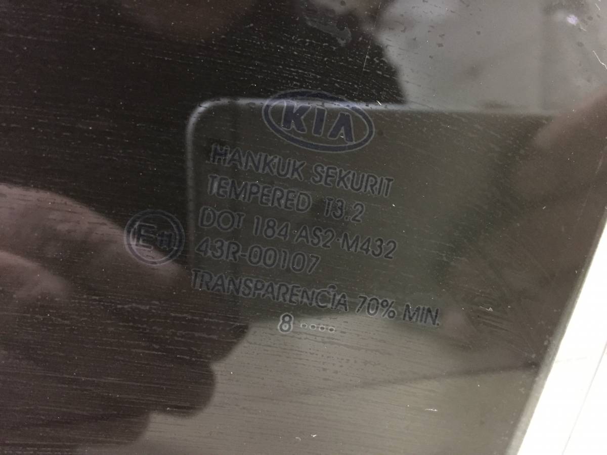 Стекло двери задней левой Kia Ceed (ED) 2007-2012