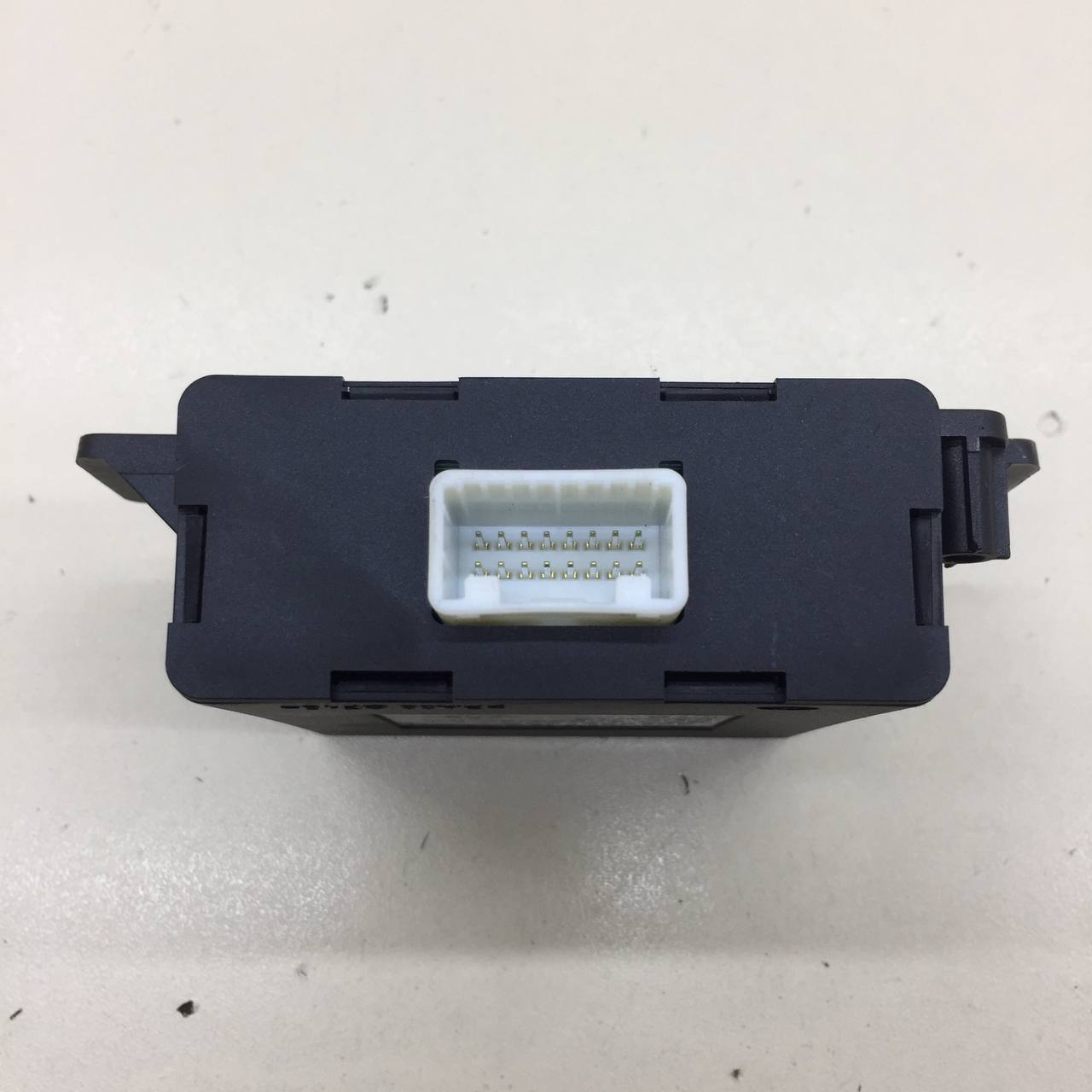 Блок управления парктроником Renault Duster (HSA, HSM) 2012> Блок управления парктроником Renault Duster (HSA, HSM) 2012>