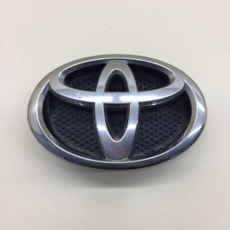 Эмблема Toyota Auris (E150) 2006-2012