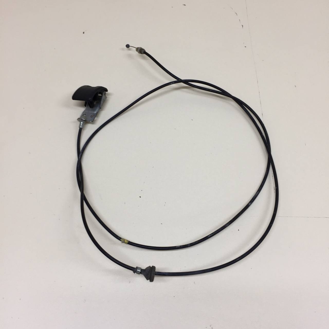 Ручка открывания капота Mitsubishi Lancer X (CX, CY) 2007> Ручка открывания капота Mitsubishi Lancer X (CX, CY) 2007>