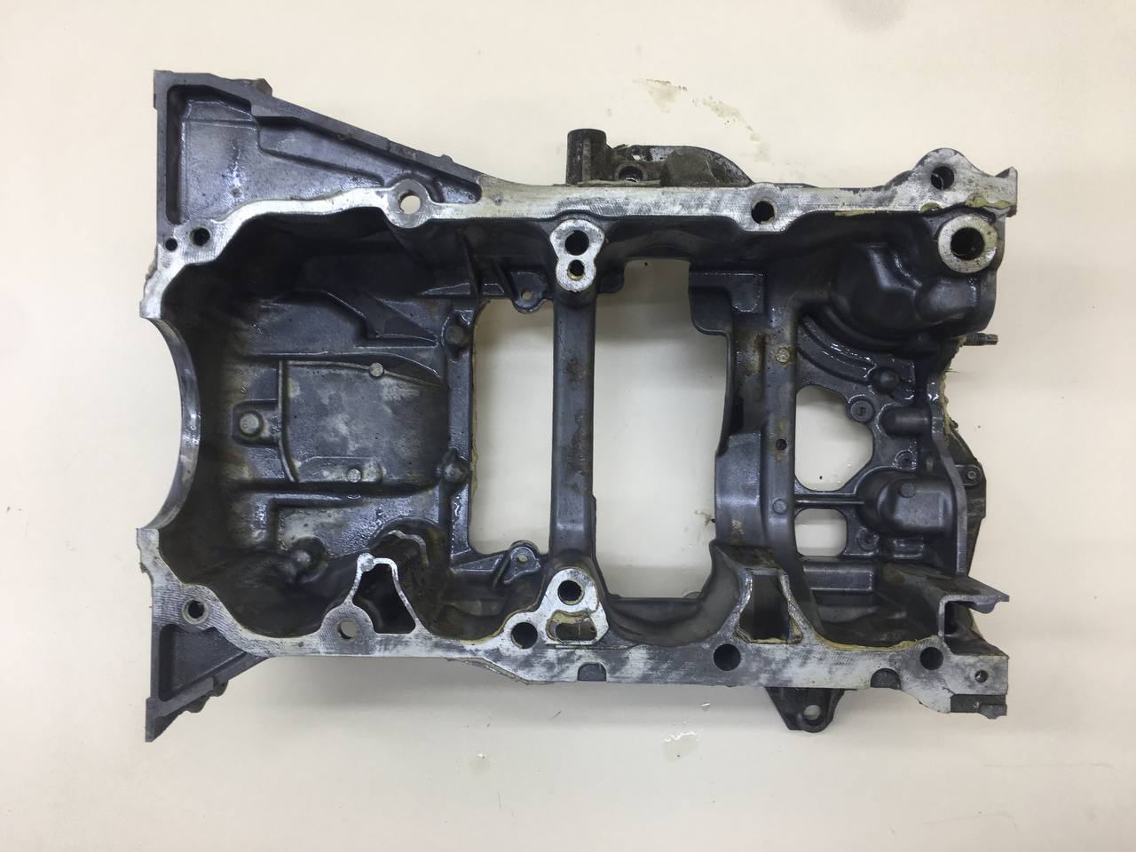 Поддон масляный двигателя Toyota Camry (XV50) 2011-2017 Поддон масляный двигателя Toyota Camry (XV50) 2011-2017
