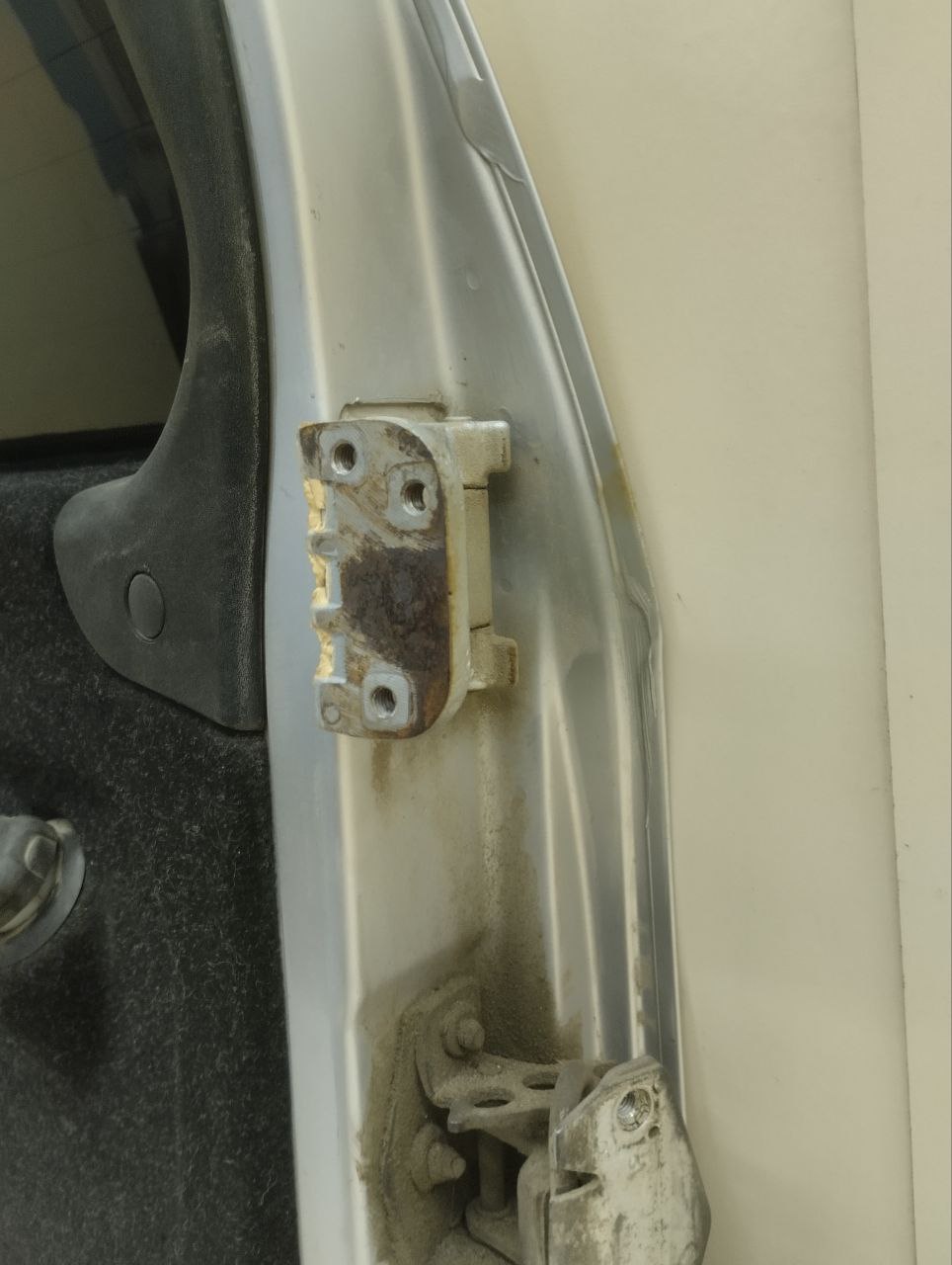 Дверь багажника со стеклом Chevrolet Niva 2009-2020