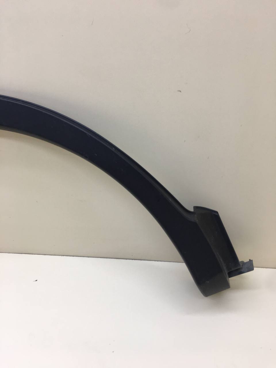 Накладка заднего крыла правого Toyota Rav 4 (XA40) 2013-2019