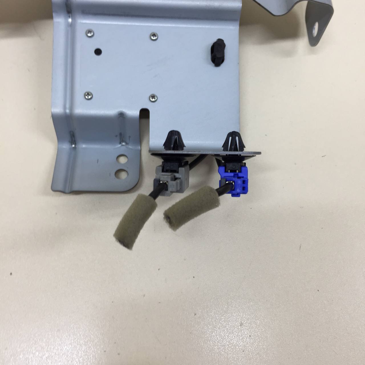 Антенна Mitsubishi Outlander (GF) 2012>