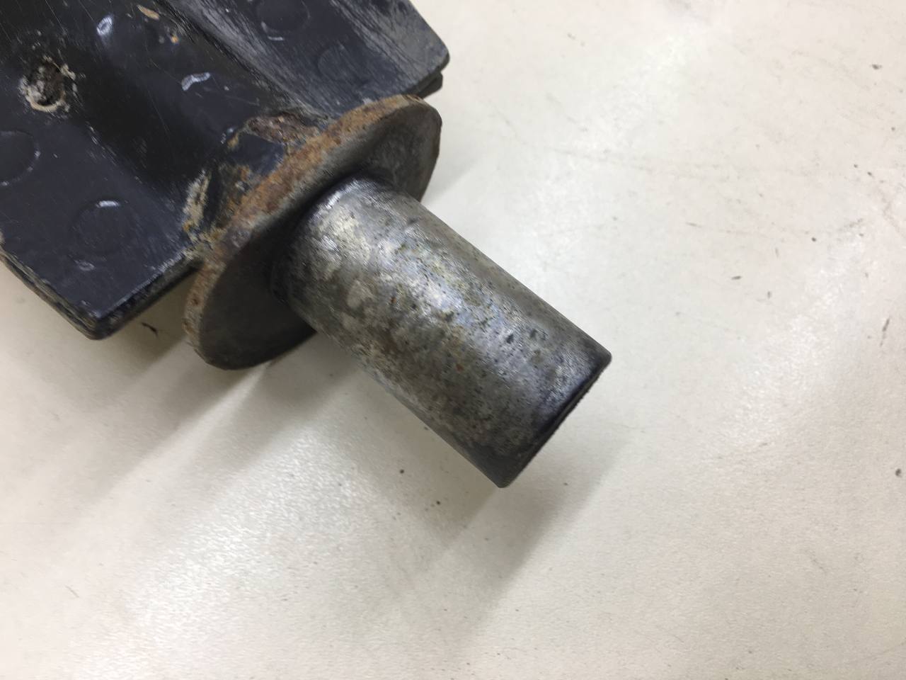 Рычаг передний правый Fiat Albea 2002-2012