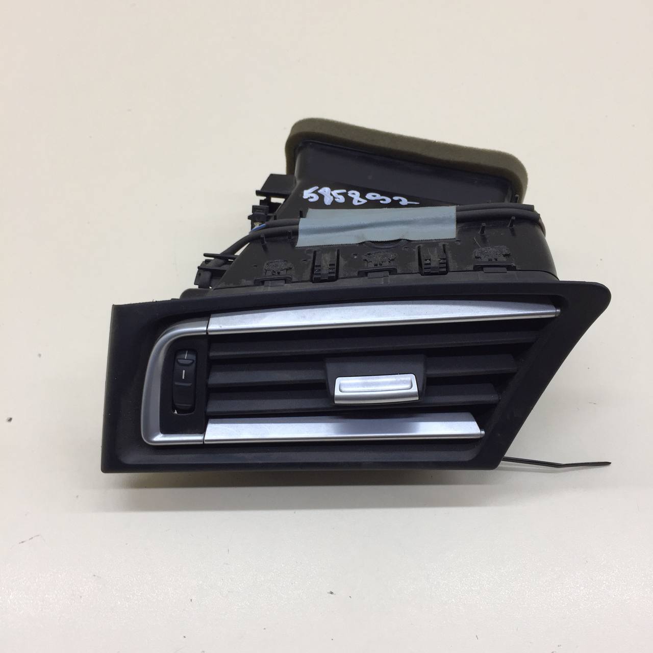 Дефлектор воздушный BMW 7-Series F01,F02  2008-2015