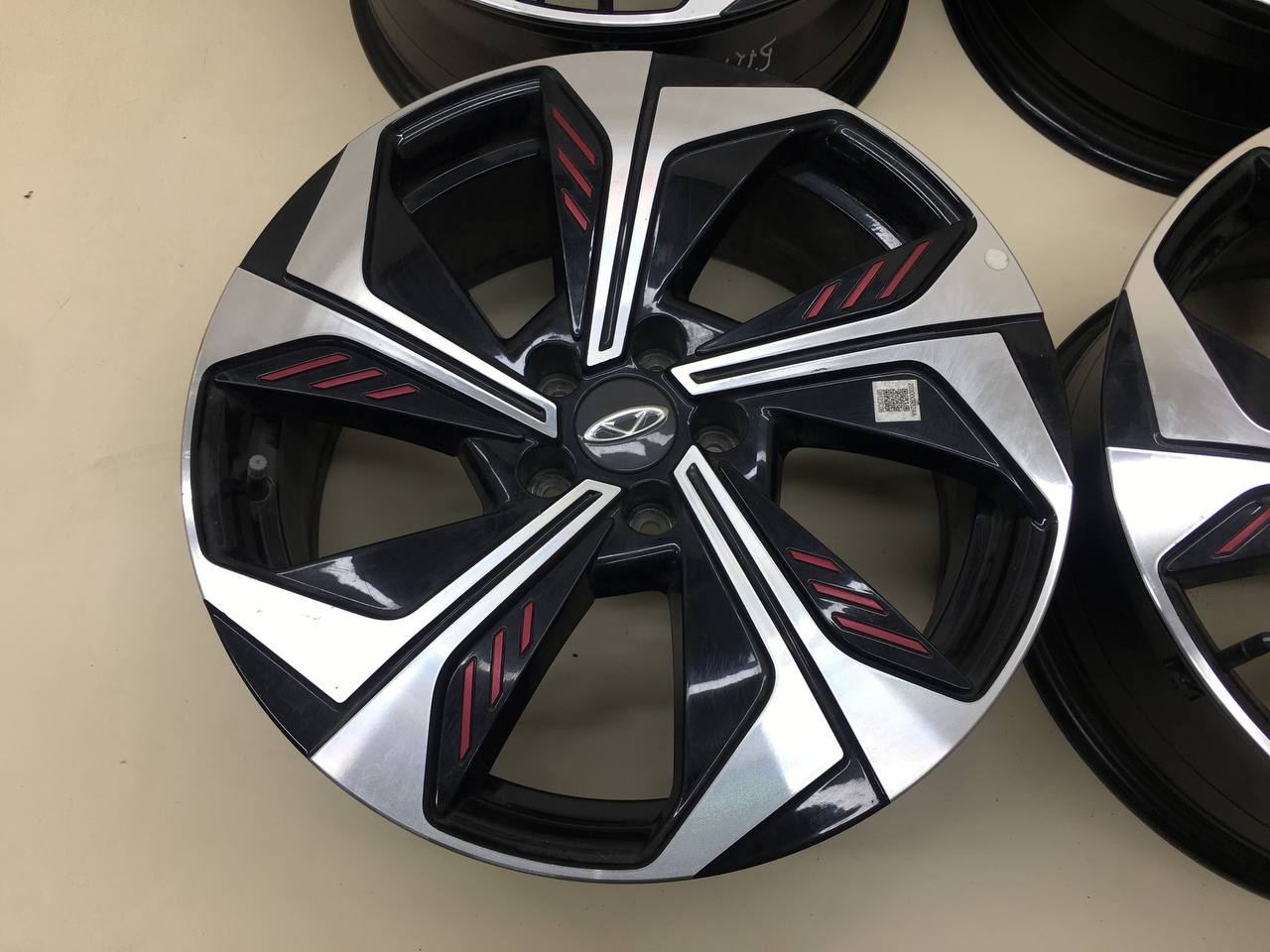 Диски к-кт R18 Литые