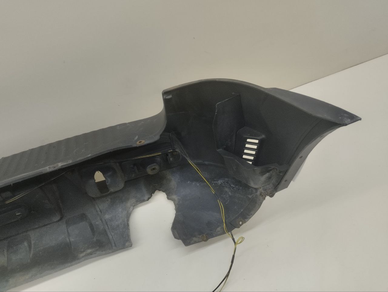 Бампер задний Chevrolet Niva 2009-2020