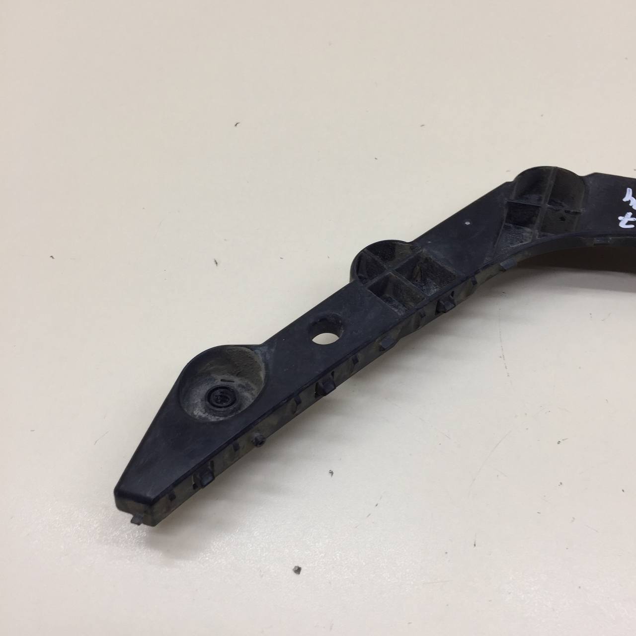 Кронштейн заднего бампера левый Nissan Sentra (B17) 2013-2017