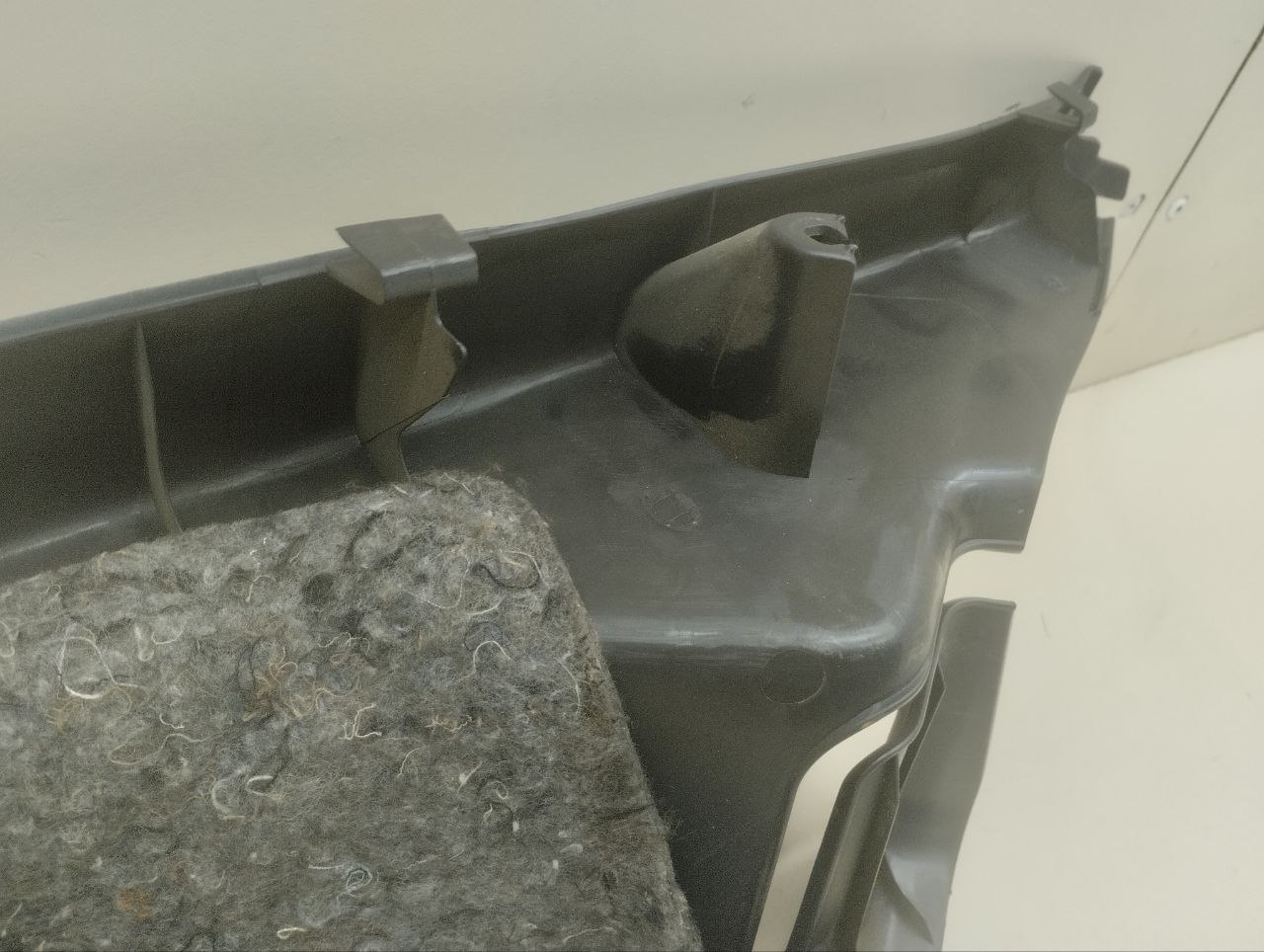 Обшивка стойки Toyota Auris (E150) 2006-2012