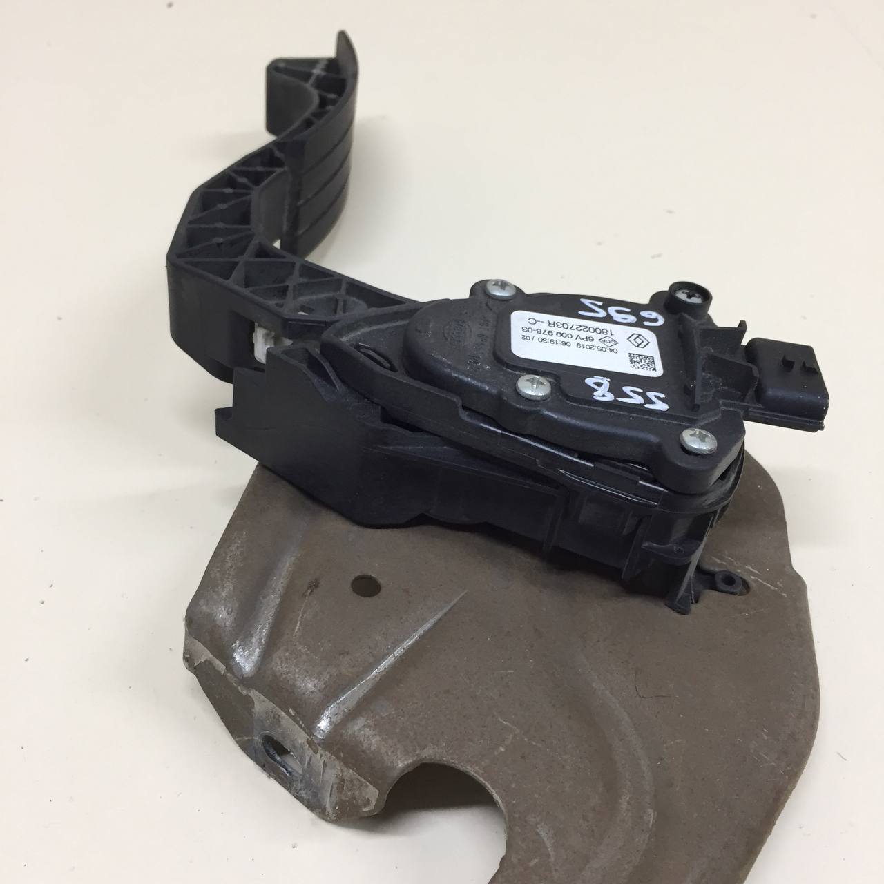 Педаль газа Renault Duster (HSA, HSM) 2012>