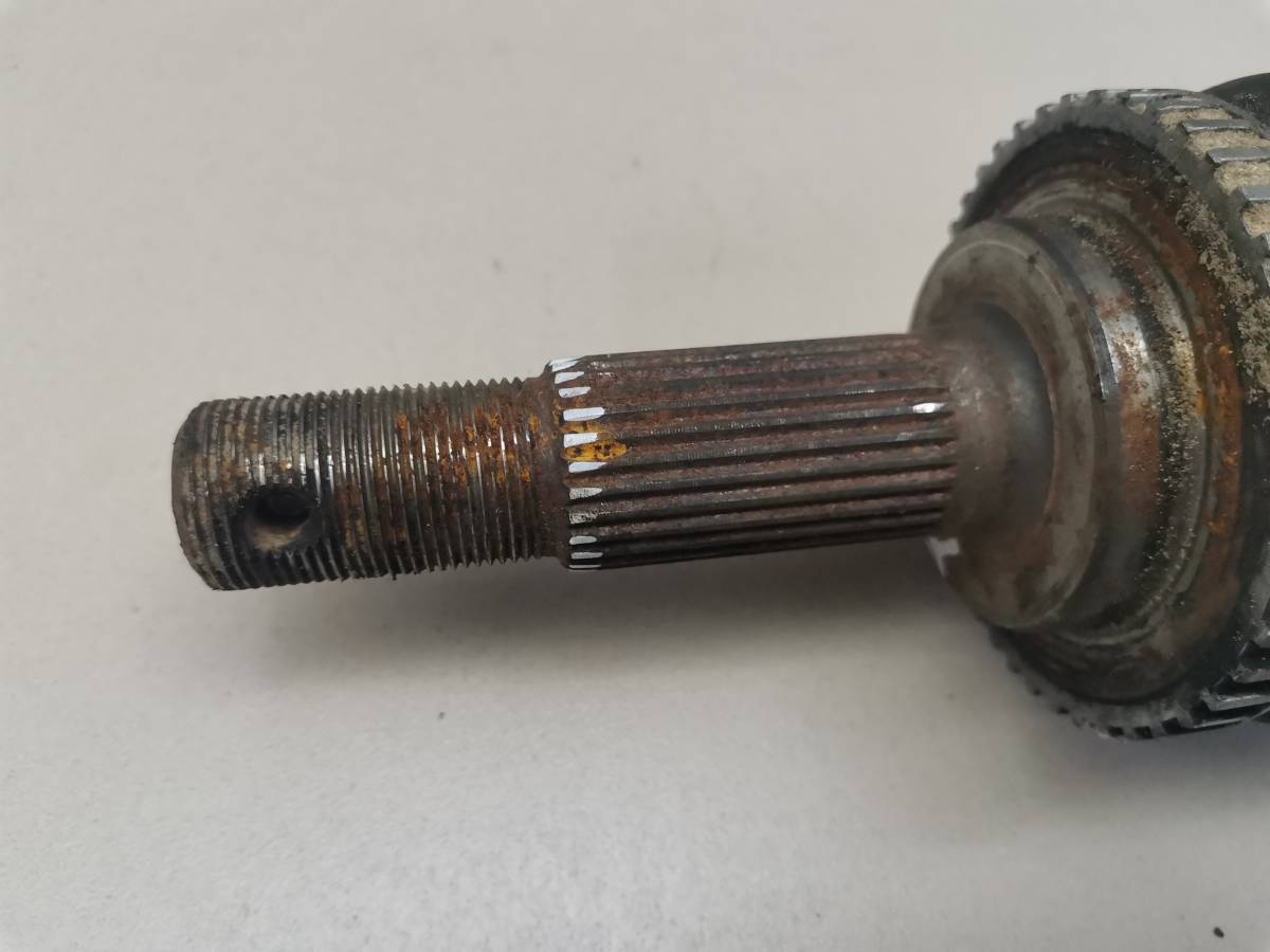 Полуось передняя правая Nissan Expert (W11) 1999-2006