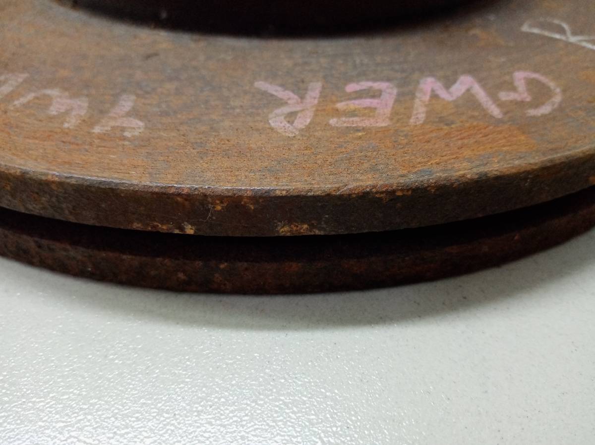 Диск тормозной передний Mazda Capella (GF, GW) 1997-2002