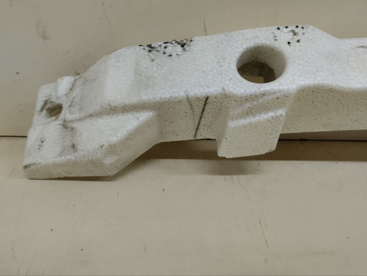 Наполнитель переднего бампера Mazda Mazda 3 (BL) 2009-2013