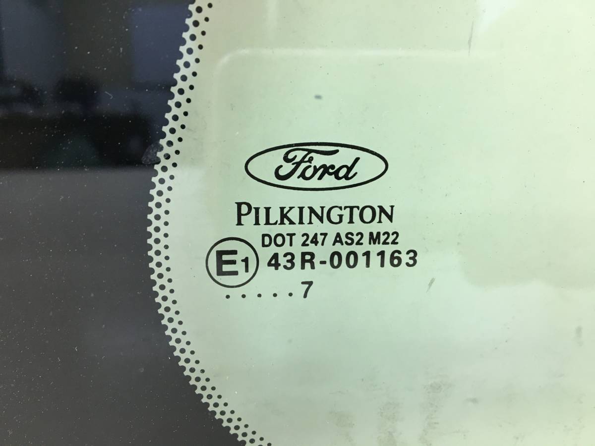 Стекло кузовное глухое правое Ford Fusion (JU) 2002-2012