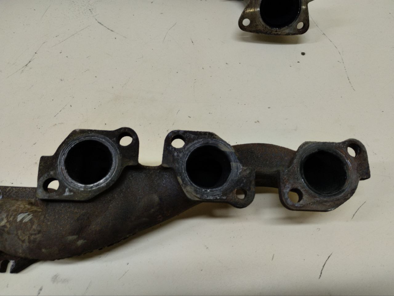 Коллектор выпускной Land Rover Discovery 3 (L319) 2004-2009