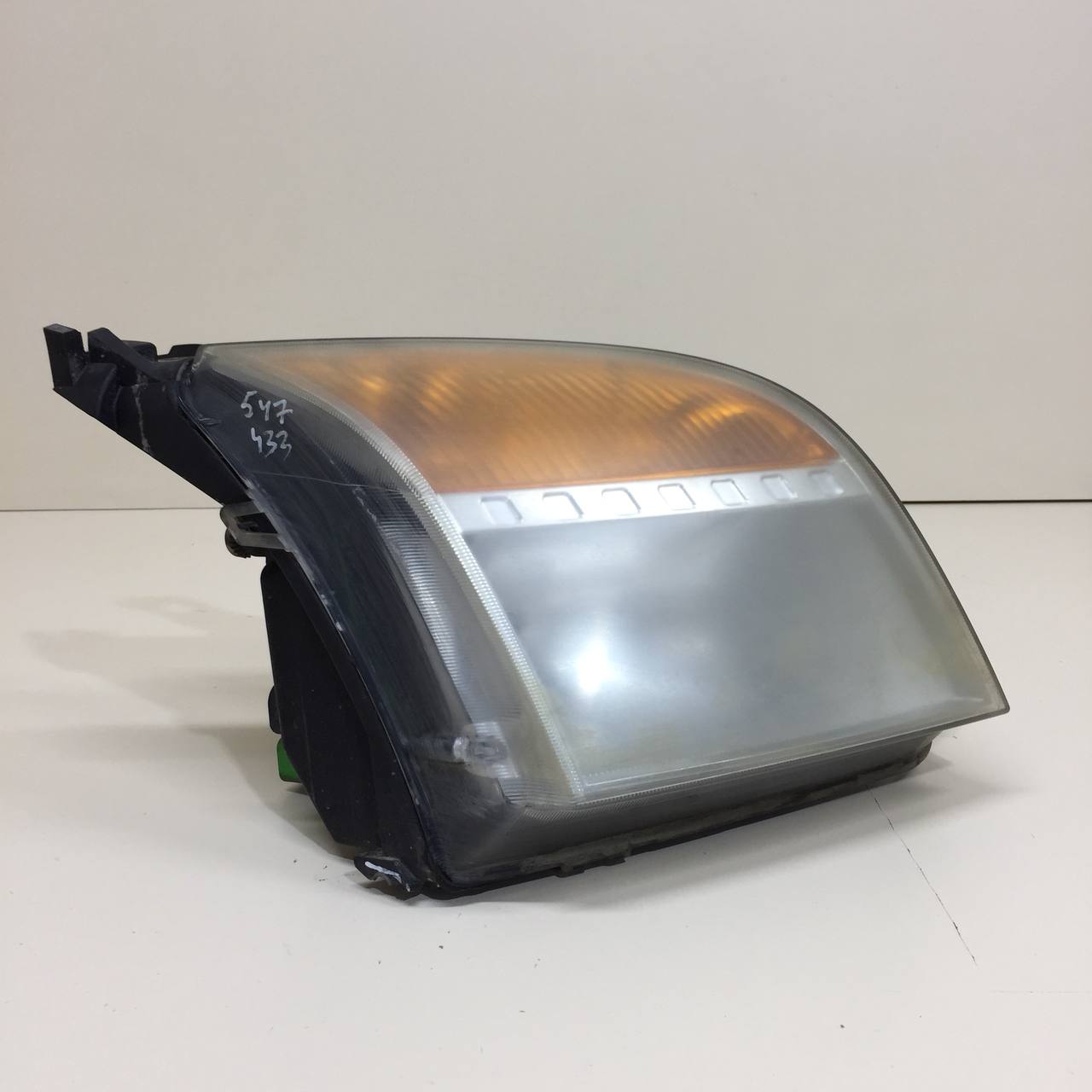 Фара правая Ford Fusion (JU) 2002-2012 Фара правая Ford Fusion (JU) 2002-2012