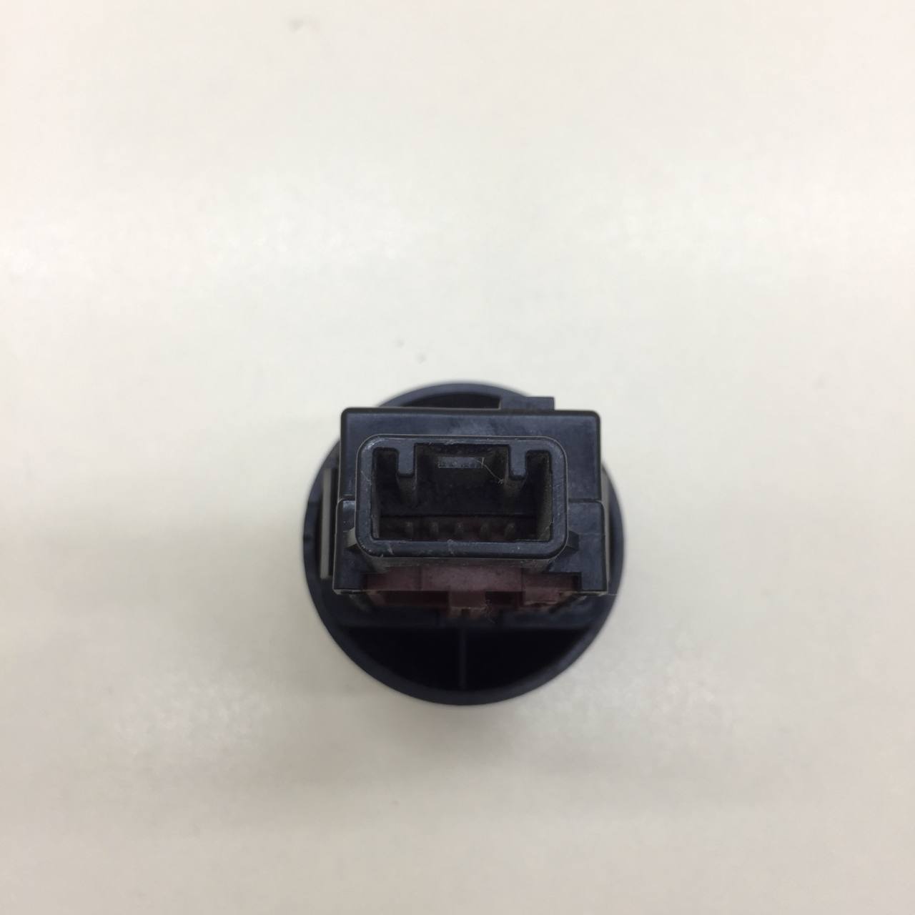 Кнопка блокировки дифференциала Toyota Rav 4 (A30) 2006-2013
