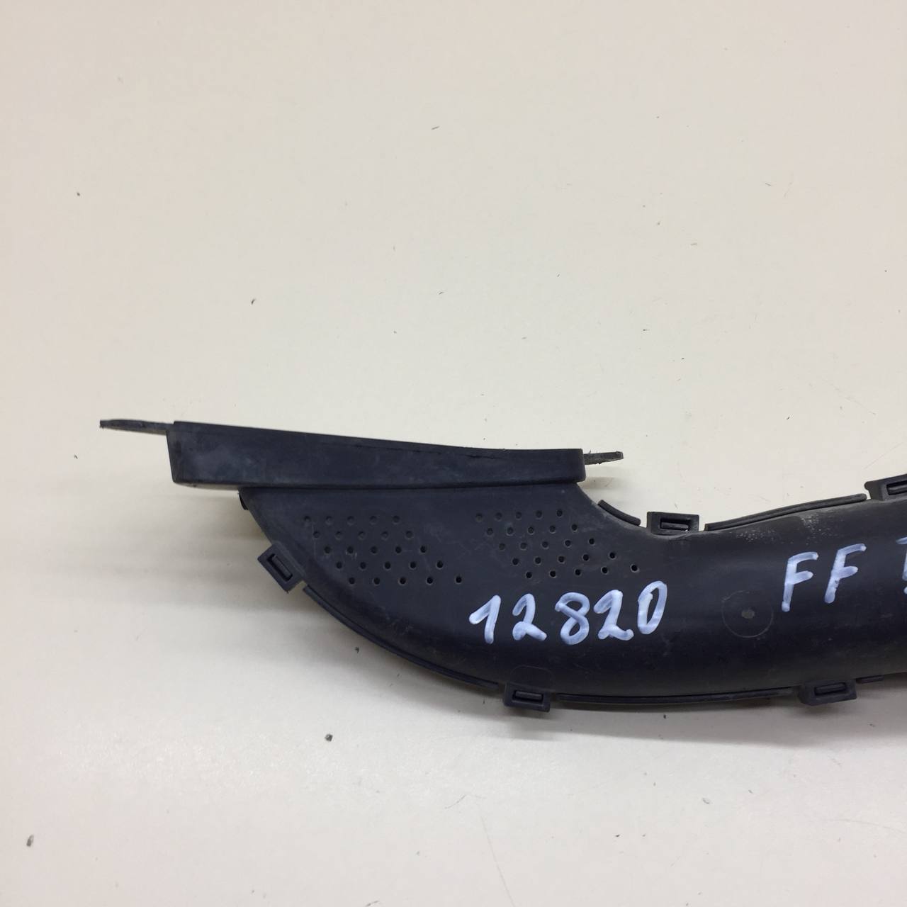 Воздухозаборник (наружный) Ford Focus 3 2011>