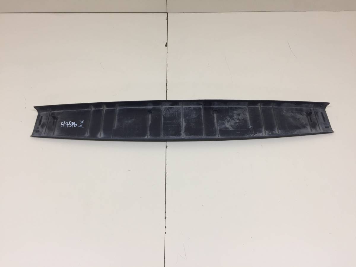 Обшивка двери багажника Subaru XV (G33,G43) 2011-2017