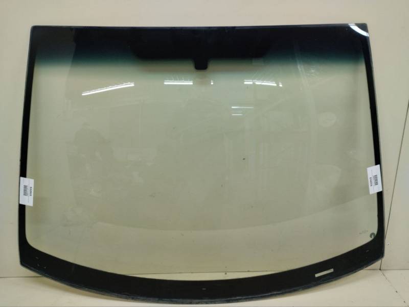 Стекло лобовое (ветровое) Ford Fiesta (MK5) 2002-2008