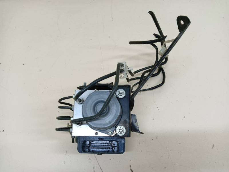 Блок ABS (насос) Subaru Forester (S13) 2012-2018