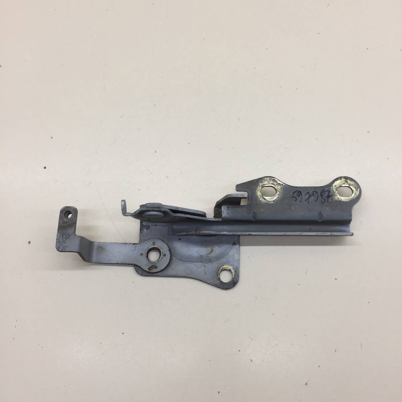 Петля капота правая Kia Spectra (SD) 2004-2011